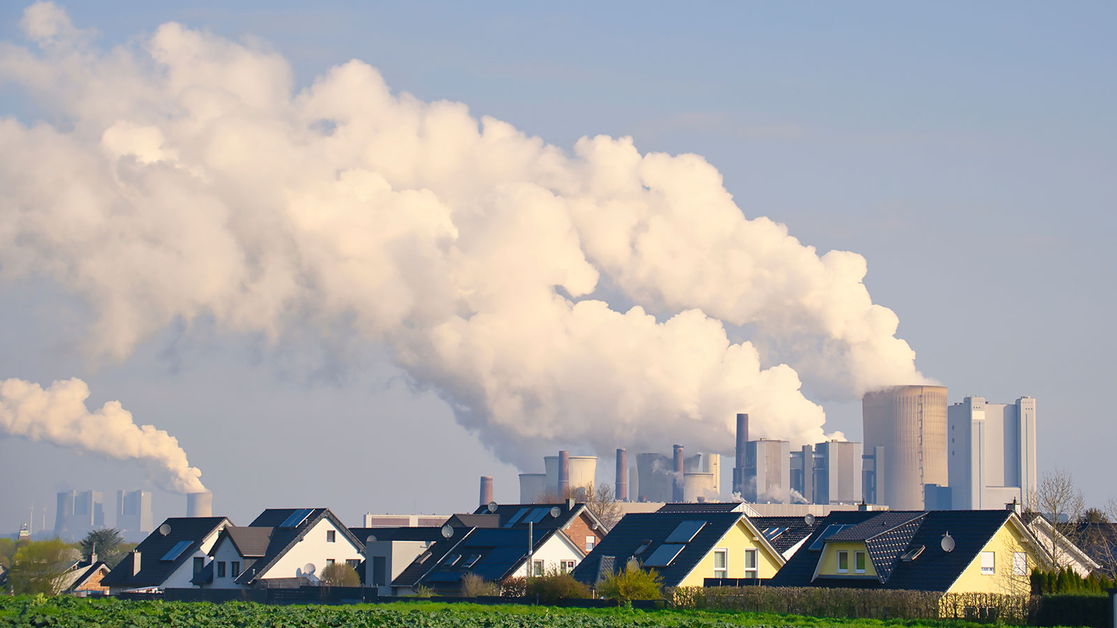 Electricity generated from fossil fuels hits 66-year low in the UK